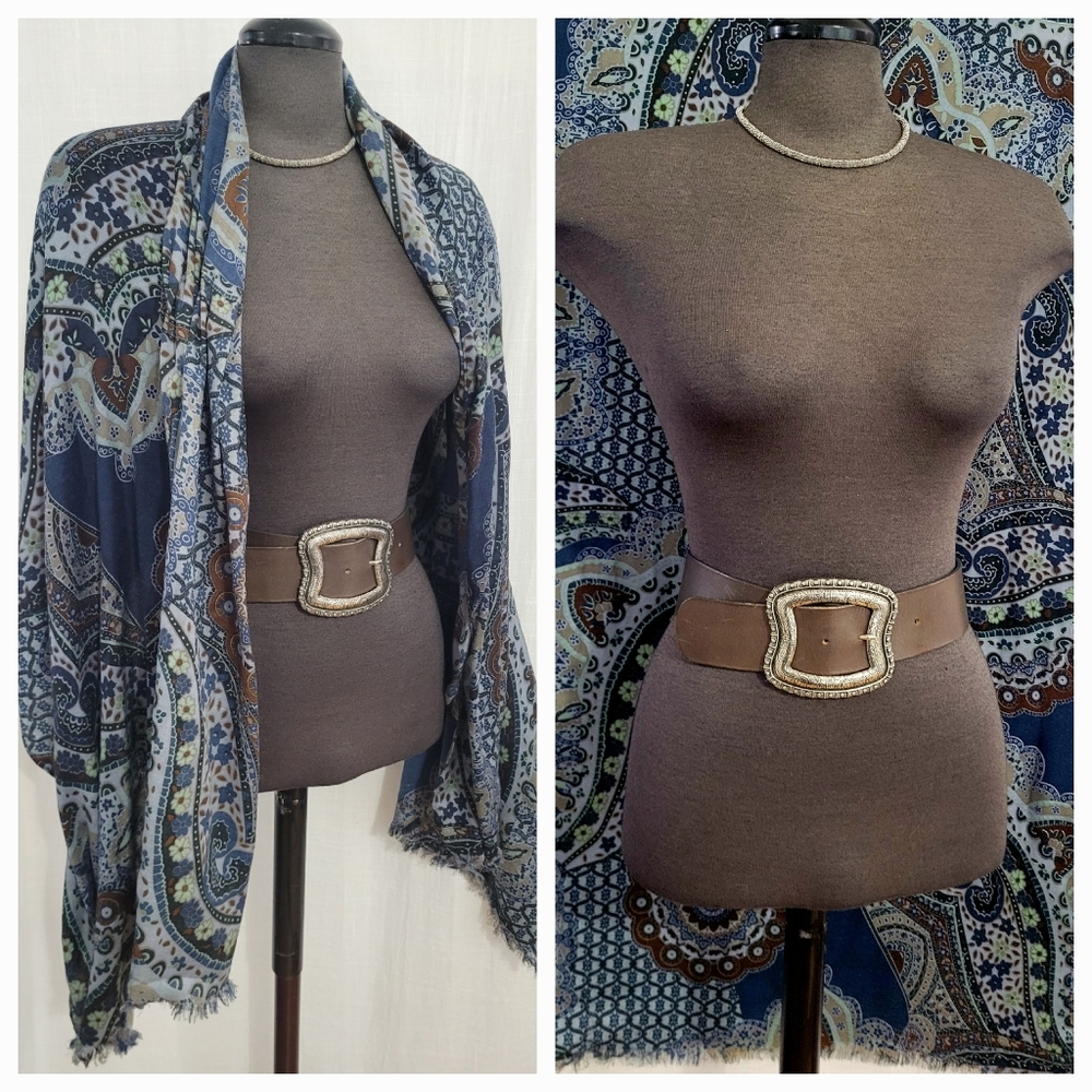 Scarf - Picture 2 of 8